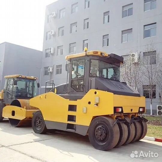 Дорожный каток XCMG XP203, 2023
