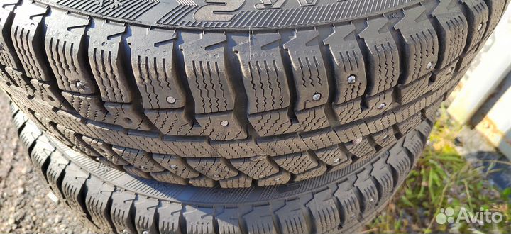 Комплект шипов. зимних колес 185 65 15,Rio,Solaris
