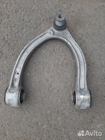 Рычаг подвески верхний передний левый Mercedes