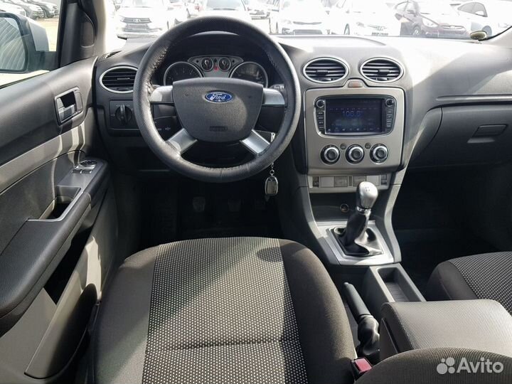 Ford Focus 1.8 МТ, 2010, 180 986 км