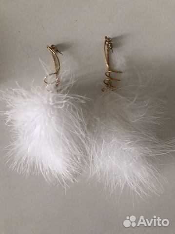 Серьги с перьями