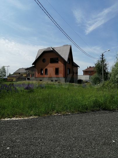 Коттедж 365 м² на участке 12 сот.