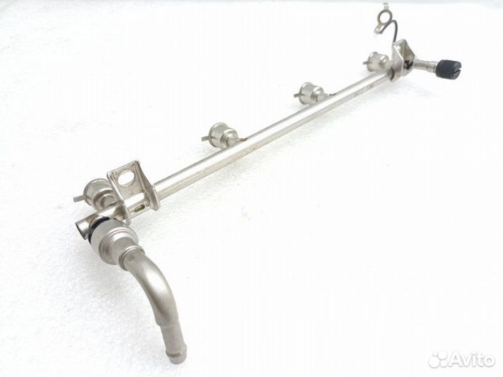 Топливная рейка (рампа) Chevrolet Cruze J300 1.8