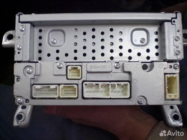 Штатная магнитола от Toyota Land Cruiser Pradо 150