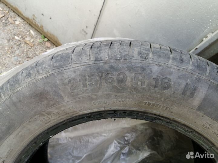 Continental ComfortContact - 5 215/60 R16