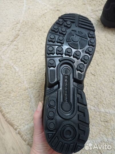 Кроссовки adidas новые