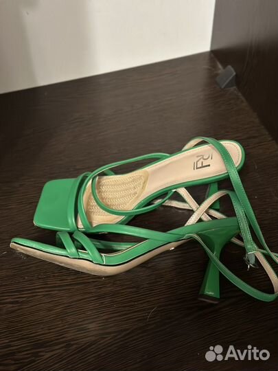 Босоножки Rio Fiore