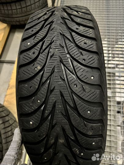 Yokohama Ice Guard IG60 215/60 R17