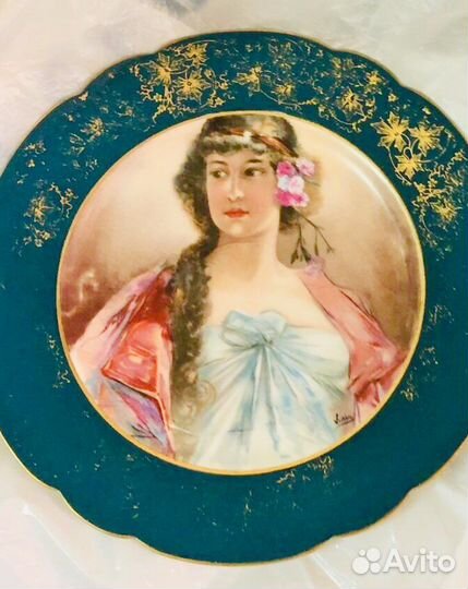 Тарелка антикварная. Севр