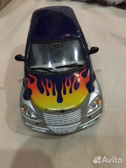 Игрушечная модель Chrysler PT Cruiser