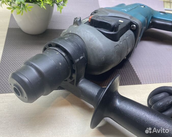 Перфоратор Makita HR2460 780Вт Оригинал Japan