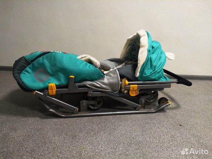 Зимние санки-коляска Nika с лисичкой изумрудный