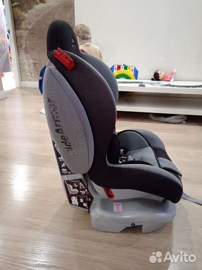Детское автокресло от 0 до 25 кг поворотное