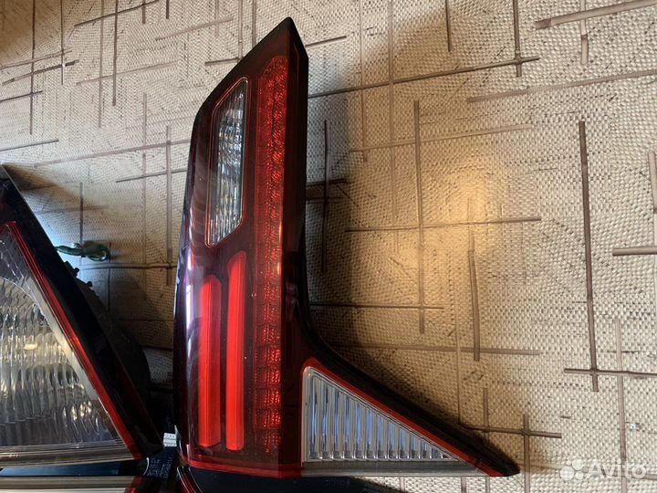 Стоп сигналы Honda Vezel