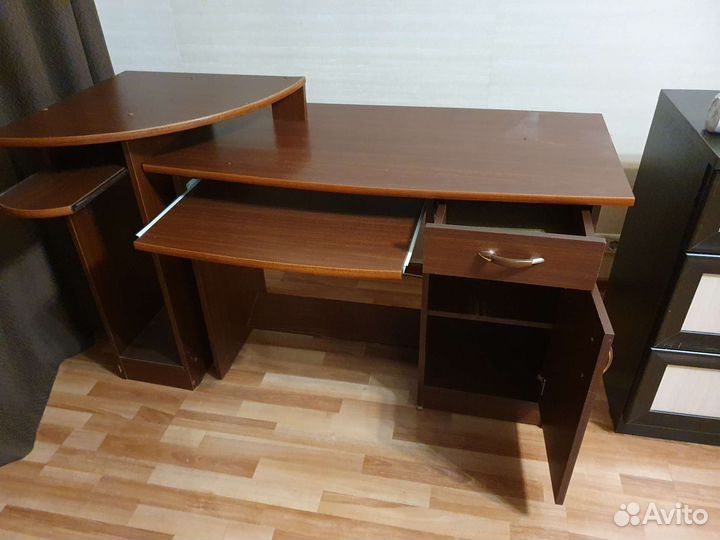 Компьютерный столик бу