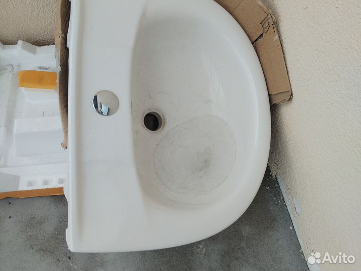 Смеситель, мойка, раковина, тумба