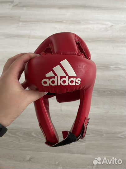 Боксерский шлем adidas