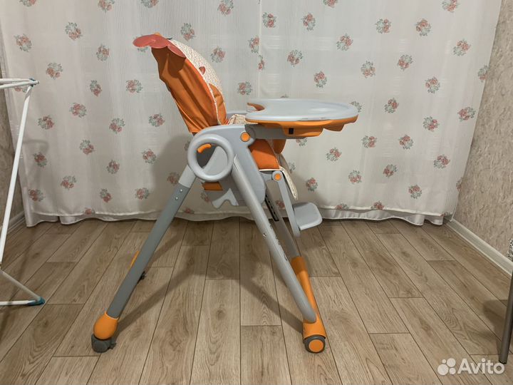 Стульчик для кормления chicco