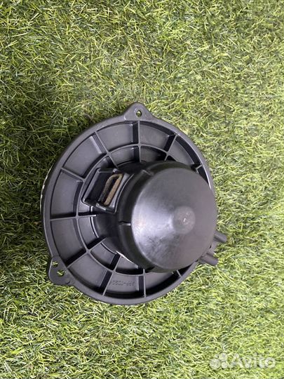 Моторчик отопителя Chevrolet Epica седан 2.0 2009