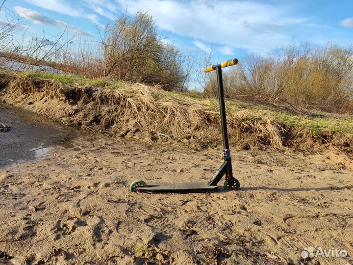 Трюковой самокат