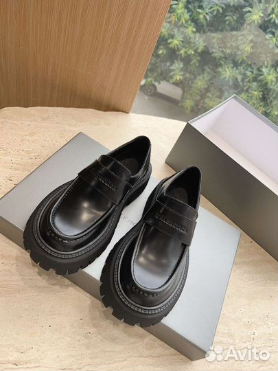 Топсайдеры женские Balenciaga