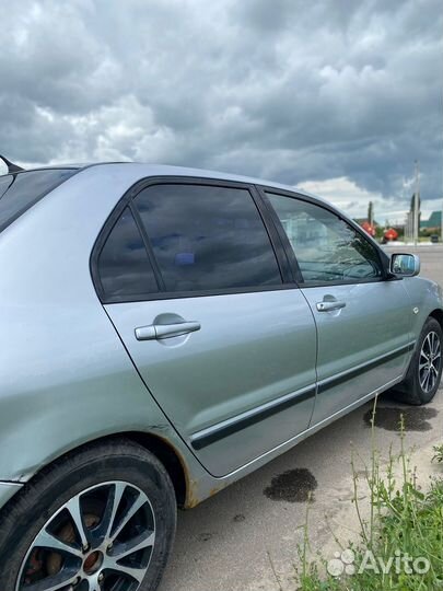 Mitsubishi Lancer 1.6 МТ, 2004, 232 000 км