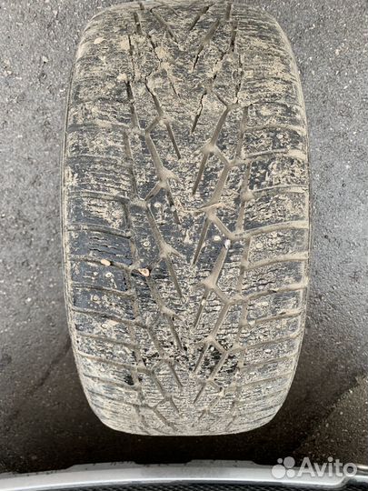 Nokian Tyres Hakkapeliitta 7 245/45 R19