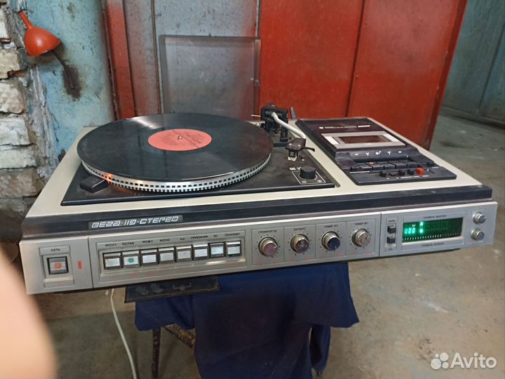 Проигрыватель винила Вега119