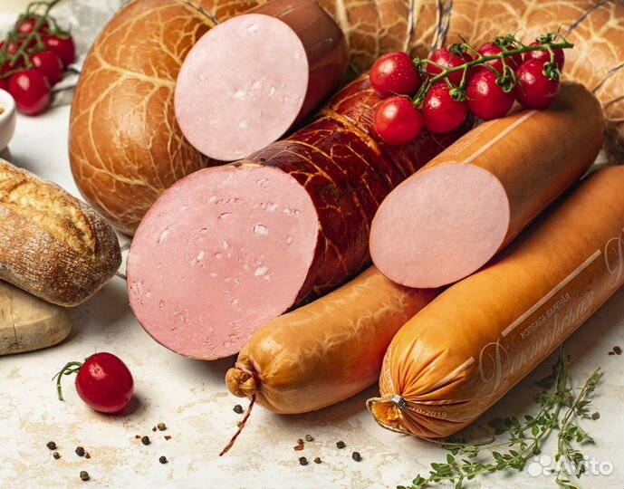 Продавец колбасных изделий И мясных деликатесов