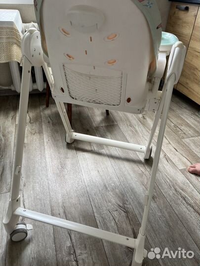 Стул для кормления hb