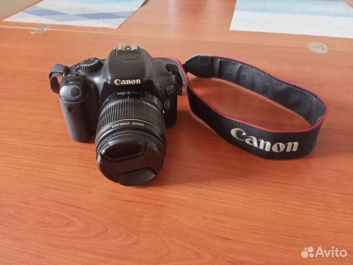 Зеркальный фотоаппарат Canon 550d