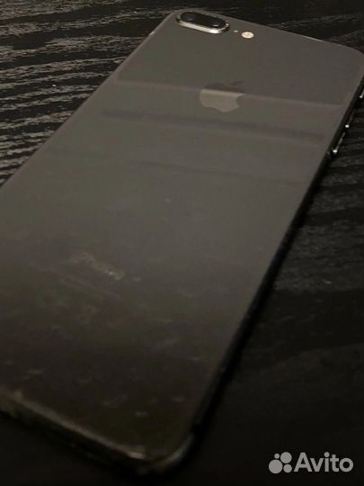 iPhone 8 Plus, 64 ГБ