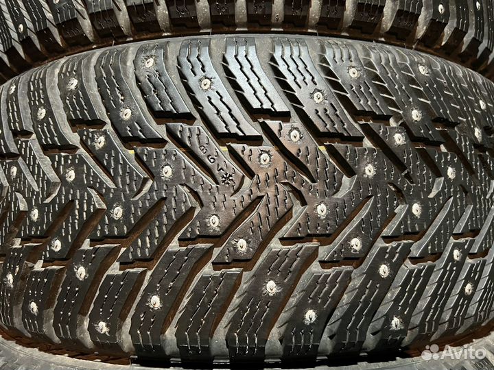 Nokian Tyres Hakkapeliitta 8 225/50 R18