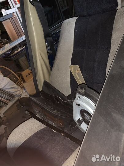 Детали салона w201 mercedes 190