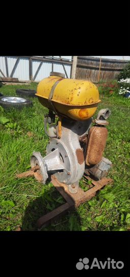 Помпа бензиновая бу