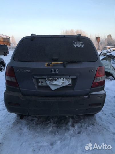 Kia Sorento 2005 2.4 бензин G4JS под разбор