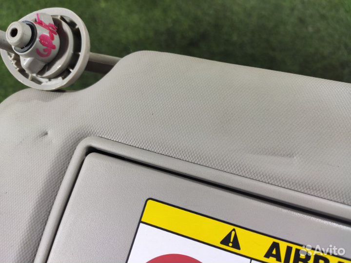 Козырек солнцезащитный передний левый Honda Fit