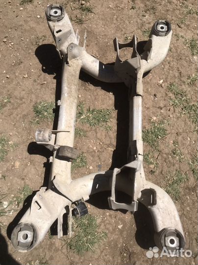 Задний подрамник bmw 5 e39