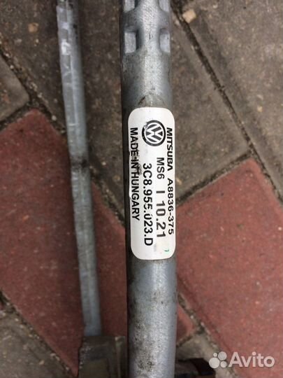 Трапеция дворников Пассат сс 2009 год