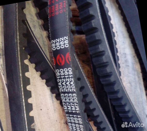 Натяжитель ремня генератора Хитачи zx370mth