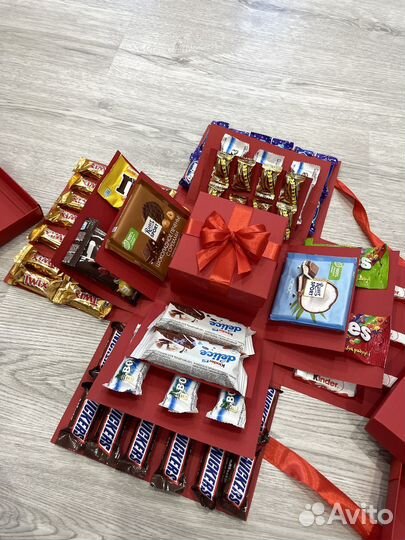 Коробка сюрприз из конфет сладкий подарок