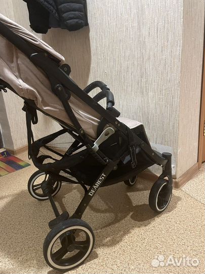 Прогулочная коляска Dearest 818