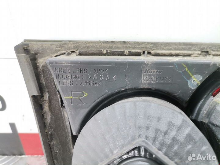 Фонарь крышки багажника правый Mazda 6 GG 2005