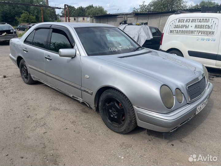 Разбор Mercedes w210, 3.0d, 136л.с., 1996 г