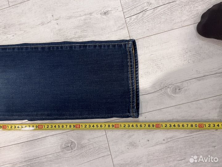 Джинсы levi's 33 32