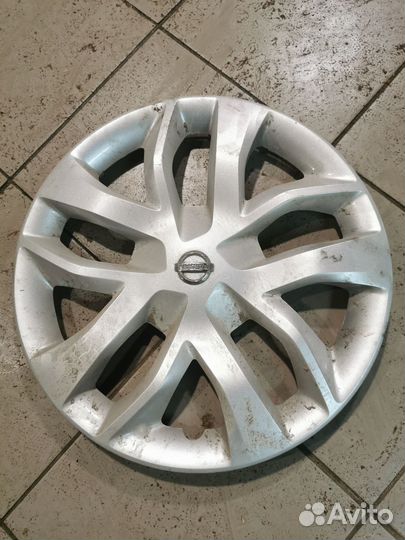 Колпак Nissan Terrano оригинал