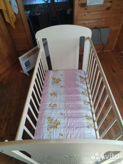 Детская кроватка