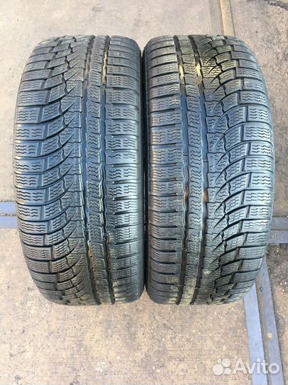 Nokian Tyres WR A4 235/45 R17