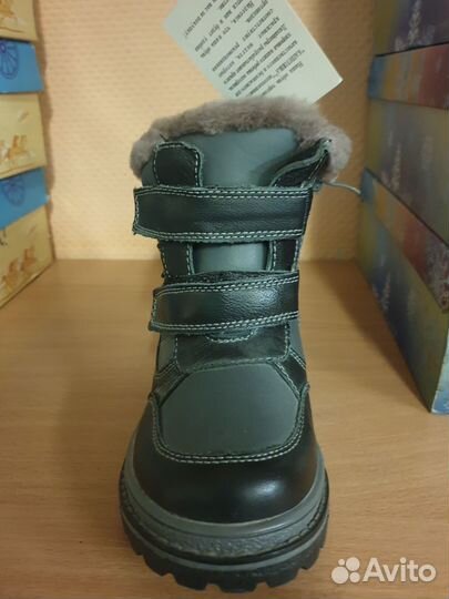 Ботинки детские новые