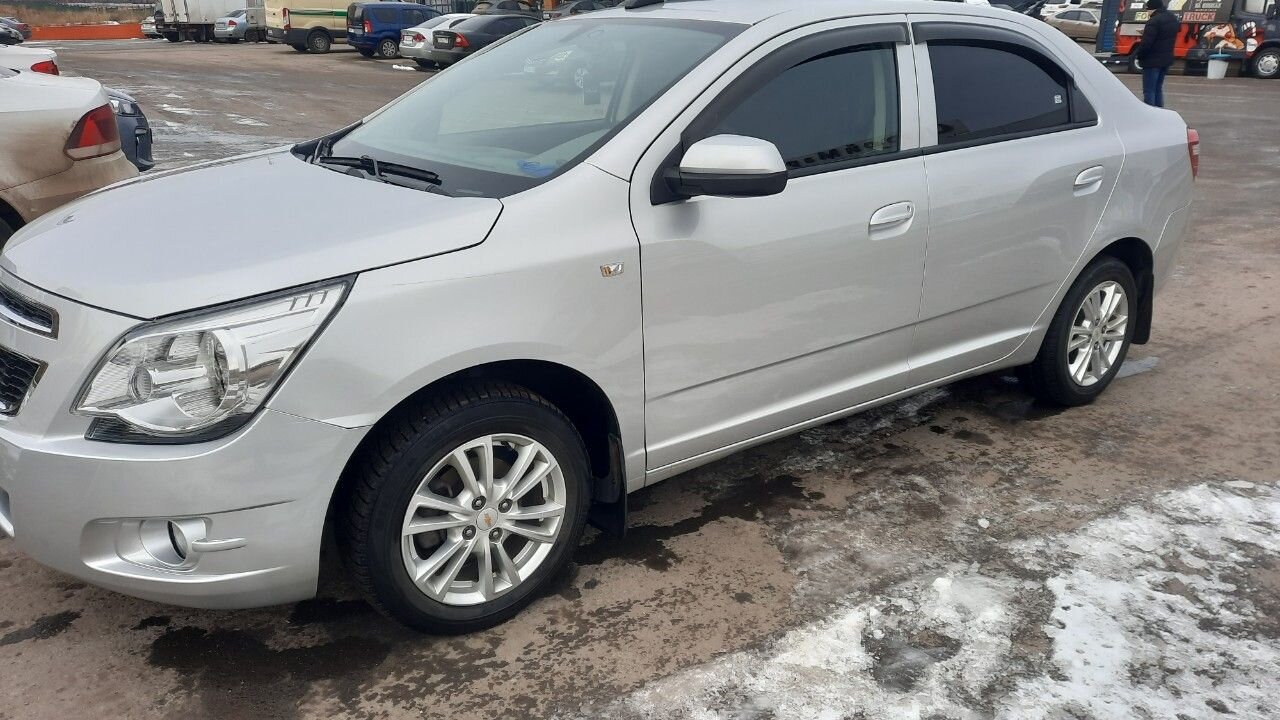 Chevrolet Cobalt: фото владельца